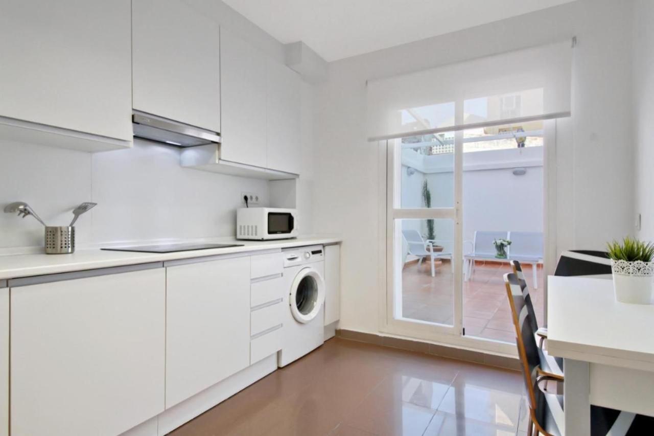 Amplio Piso Con Terraza Apartment Malaga Luaran gambar